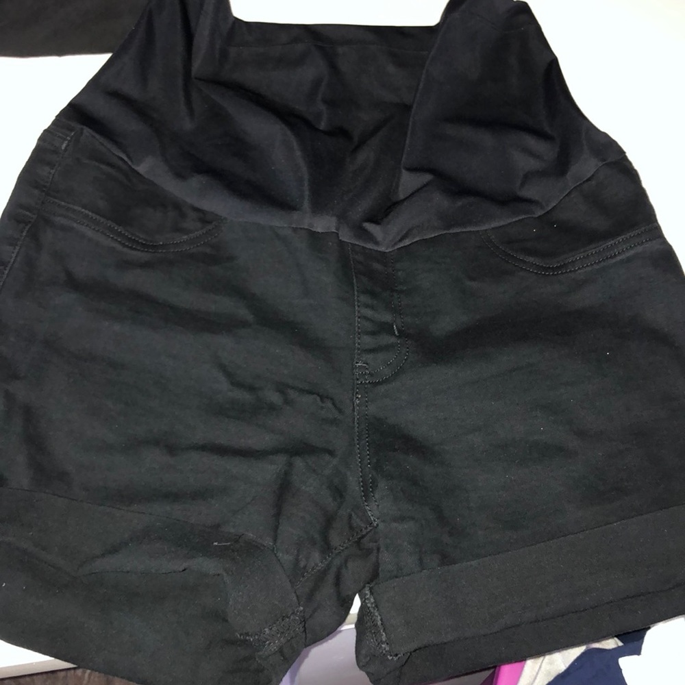 Black maternity shorts